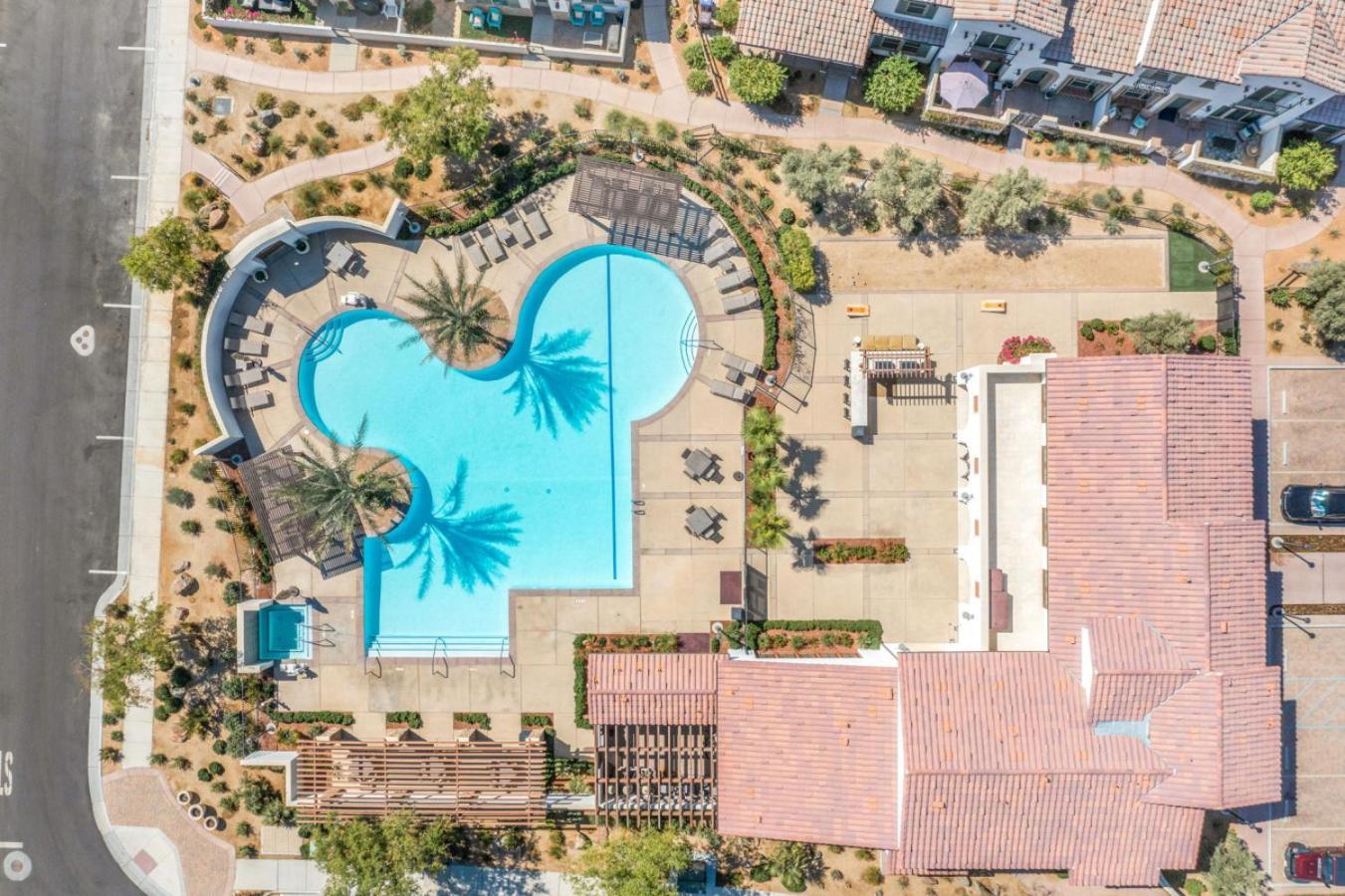 Luxury And Comfort Throughout Pool Spa Putting Green Ла-Кинта Экстерьер фото